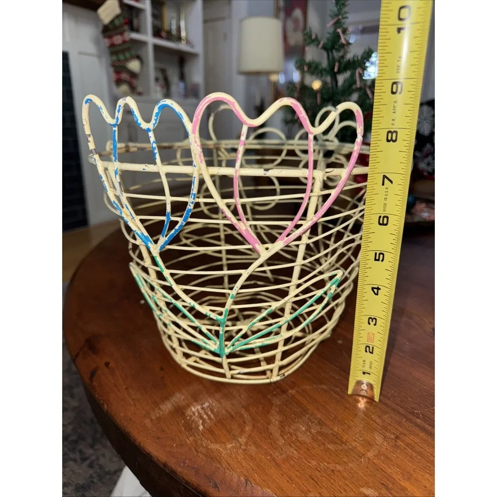 Vintage Coated Wire White HANDLED EGG‎ EASTER/ Plant Basket With Flowers OLA51